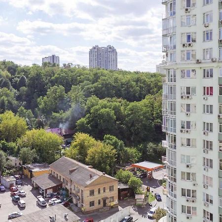 Navit Apartments With Breakfast, Near The Railway Station, The City Center And The Park Kyjev Exteriér fotografie