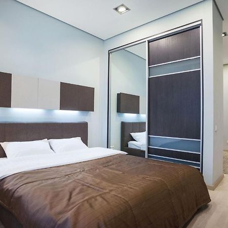Navit Apartments With Breakfast, Near The Railway Station, The City Center And The Park Kyjev Exteriér fotografie