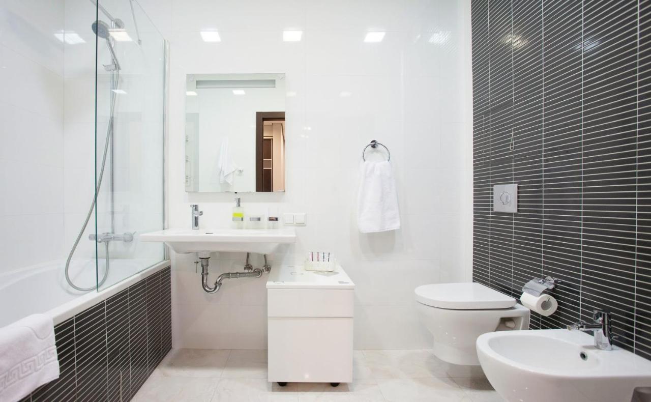 Navit Apartments With Breakfast, Near The Railway Station, The City Center And The Park Kyjev Exteriér fotografie