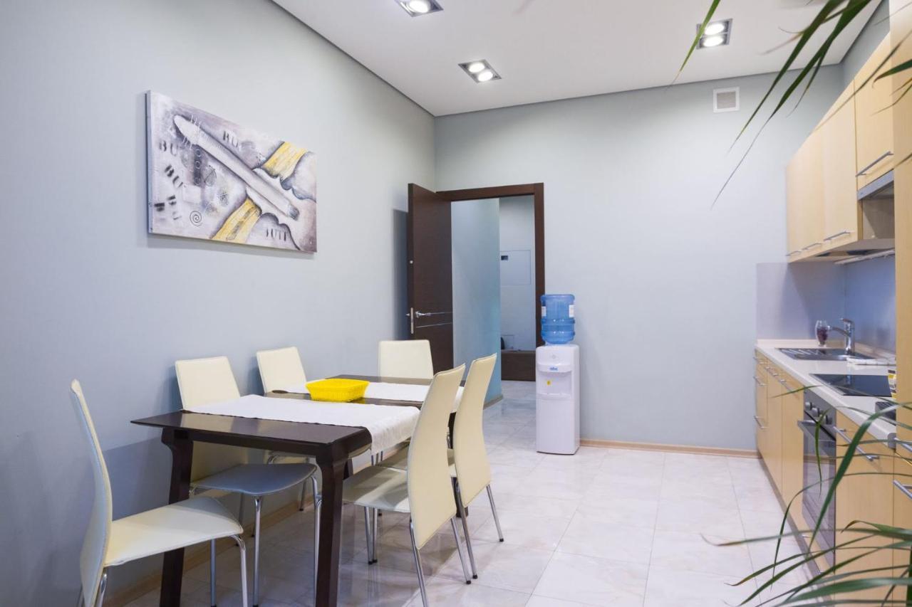 Navit Apartments With Breakfast, Near The Railway Station, The City Center And The Park Kyjev Exteriér fotografie
